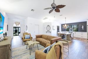 featured image of 999 E Valley Dr