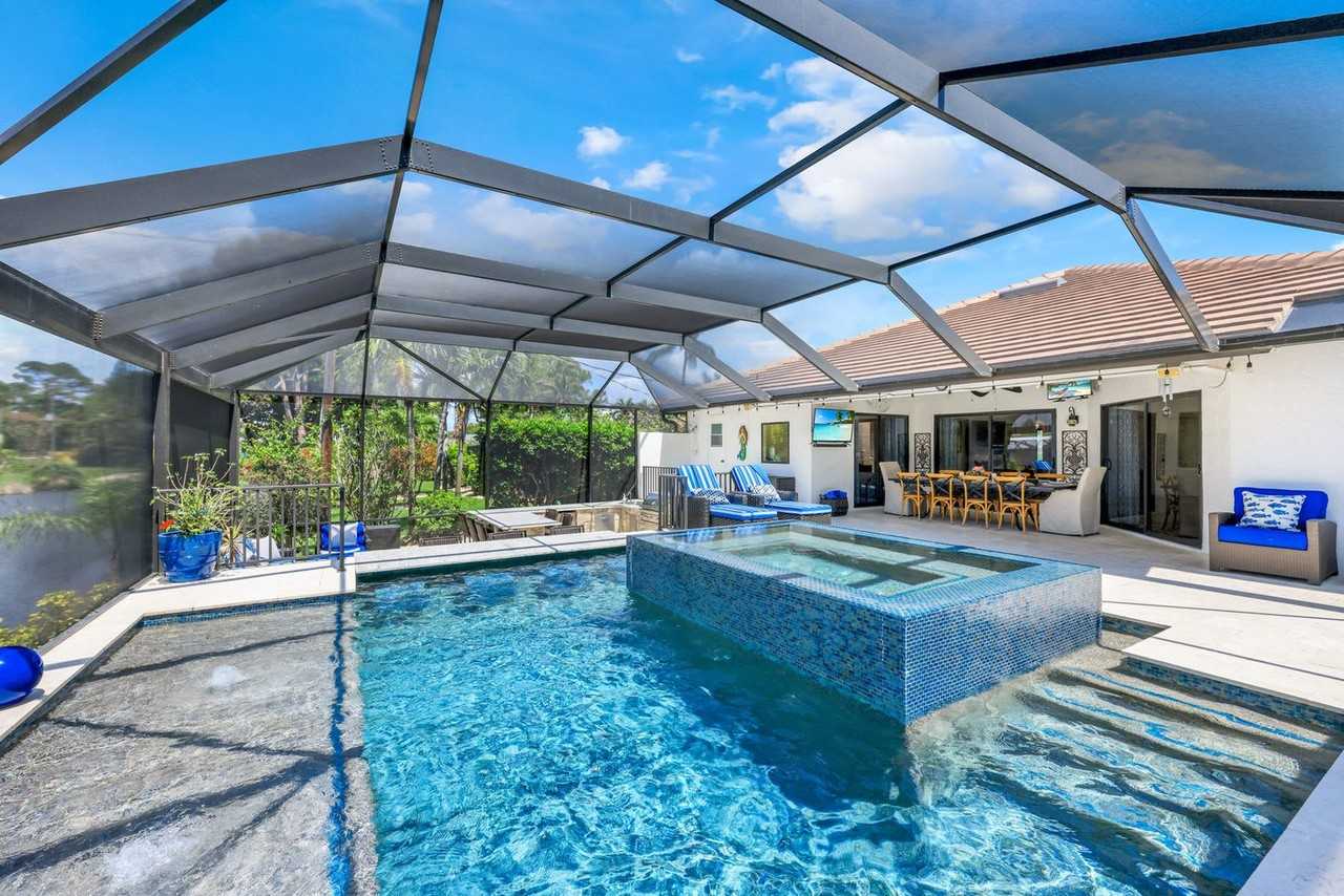 999 E Valley Dr #1073522P - Photo 2 of 42