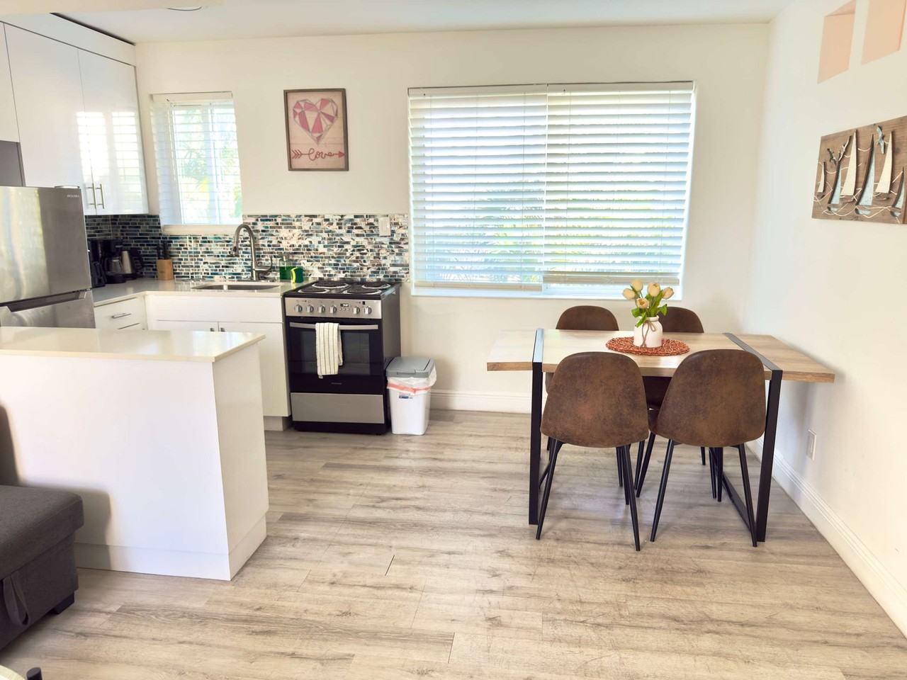 329 Madison St #1075805P - Photo 6 of 20