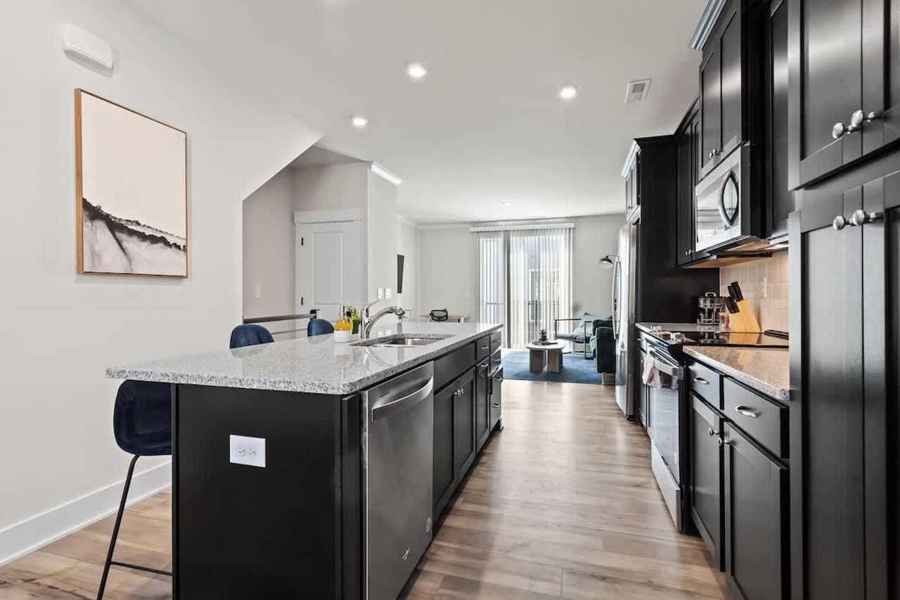 3019 Jolene Court - Photo 3 of 71