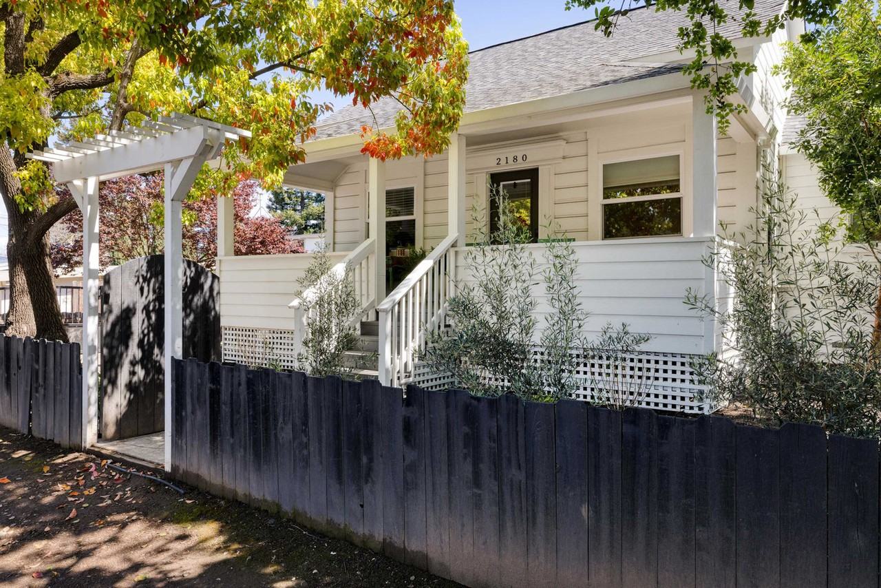 2180 Shurtleff Ave #1081916P - Photo 7 of 50