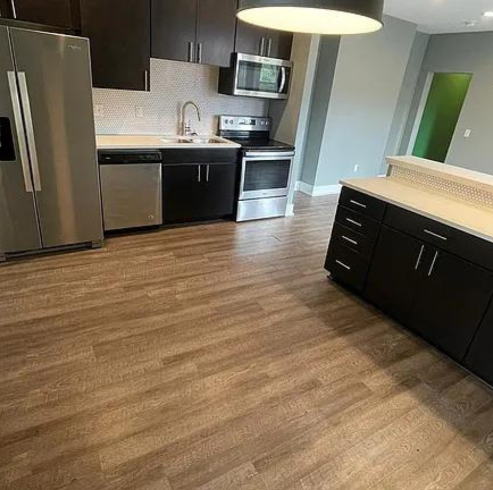 1656 Broadway Avenue #102 - Photo 2 of 7