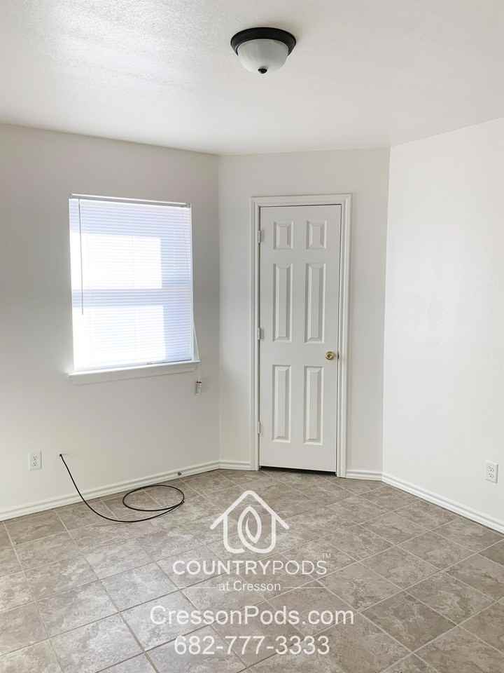 9079 Hines Cir - Photo 3 of 27