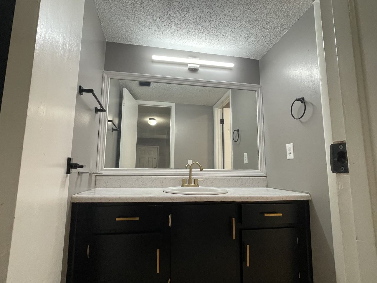 209 Apache Drive - Photo 6 of 18