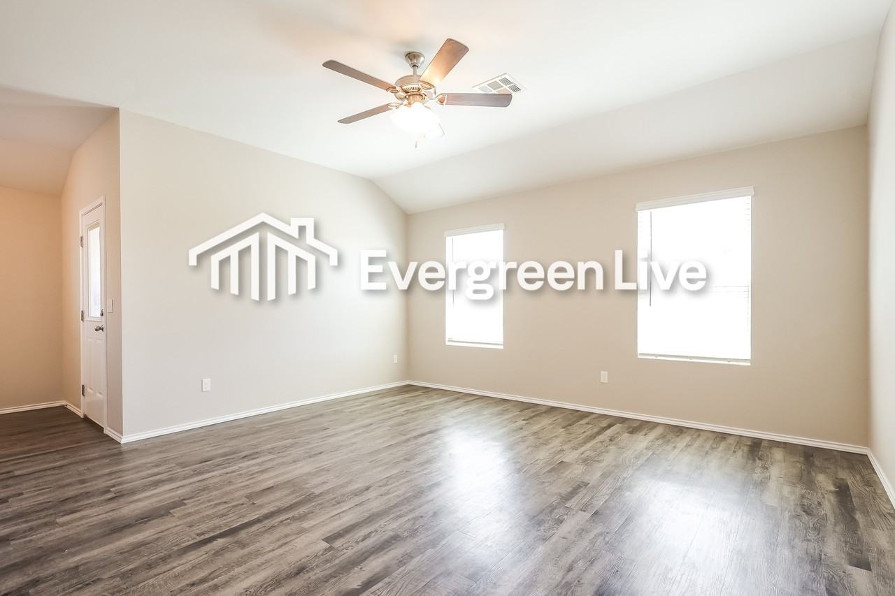 10756 Sw 23rd Pl - Photo 4 of 16