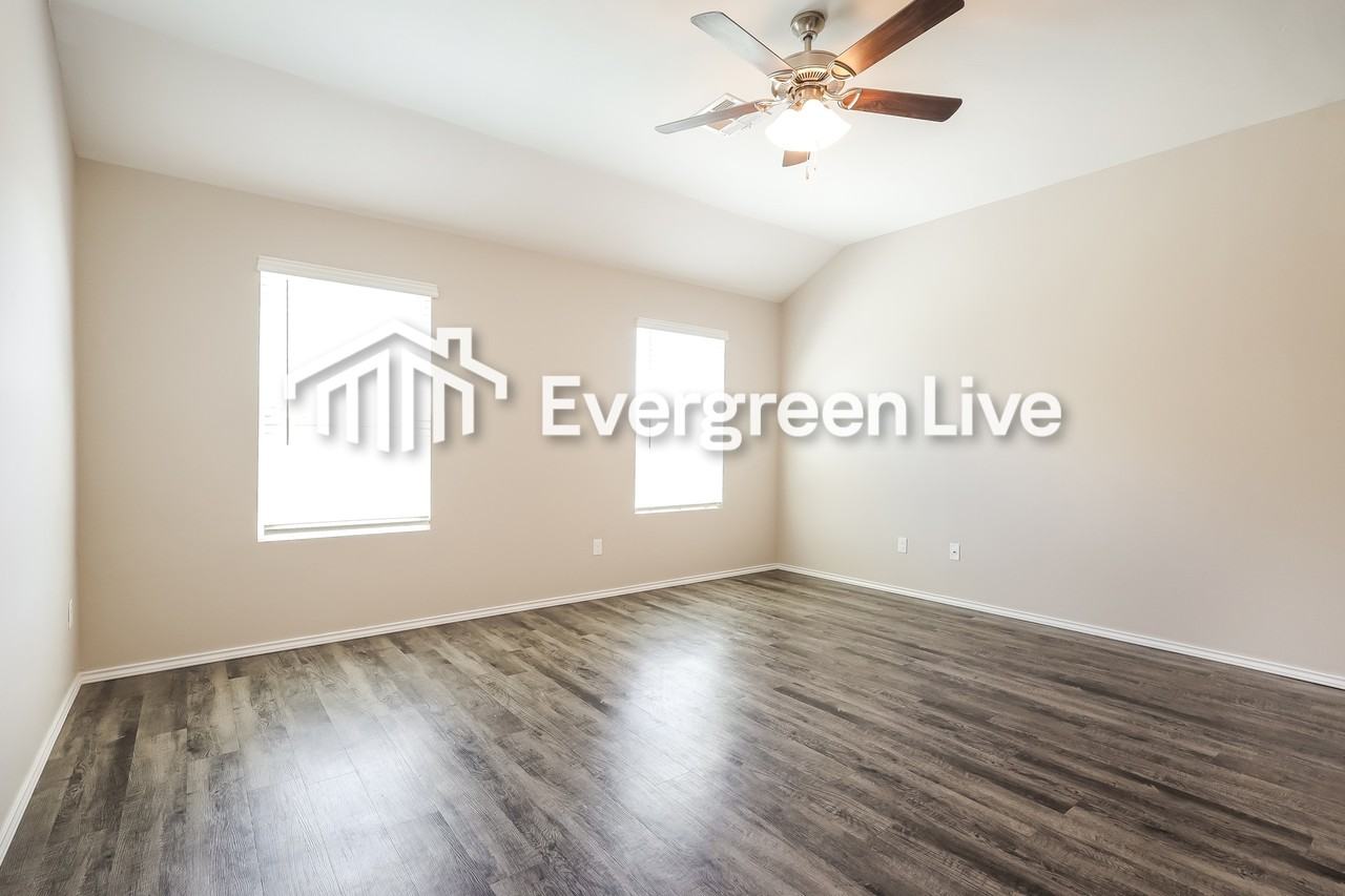 10756 Sw 23rd Pl - Photo 5 of 16