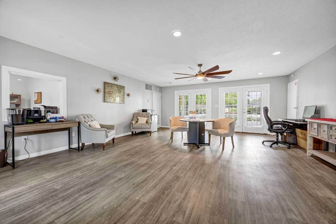 Landmark Woods Apartment Homes - Photo 6 of 50