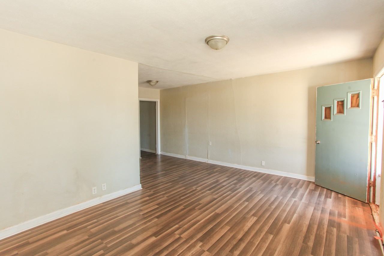 848 Chestnut Street - Photo 3 of 17