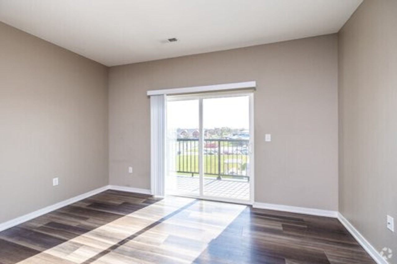 Welcome to Lion’s Gate Apartments – Luxury Living in the Heart of Newton, Iowa - Photo 6 of 10