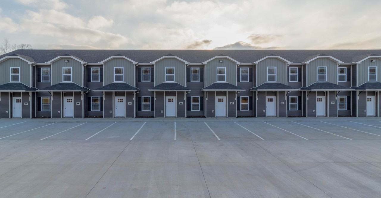 Easton Village - Photo 4 of 39