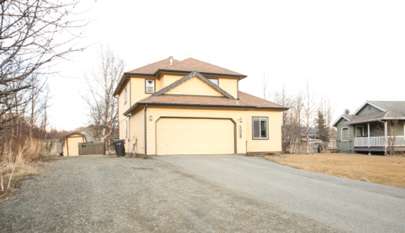 1335 N Cedar Hills Dr - Photo 3 of 17