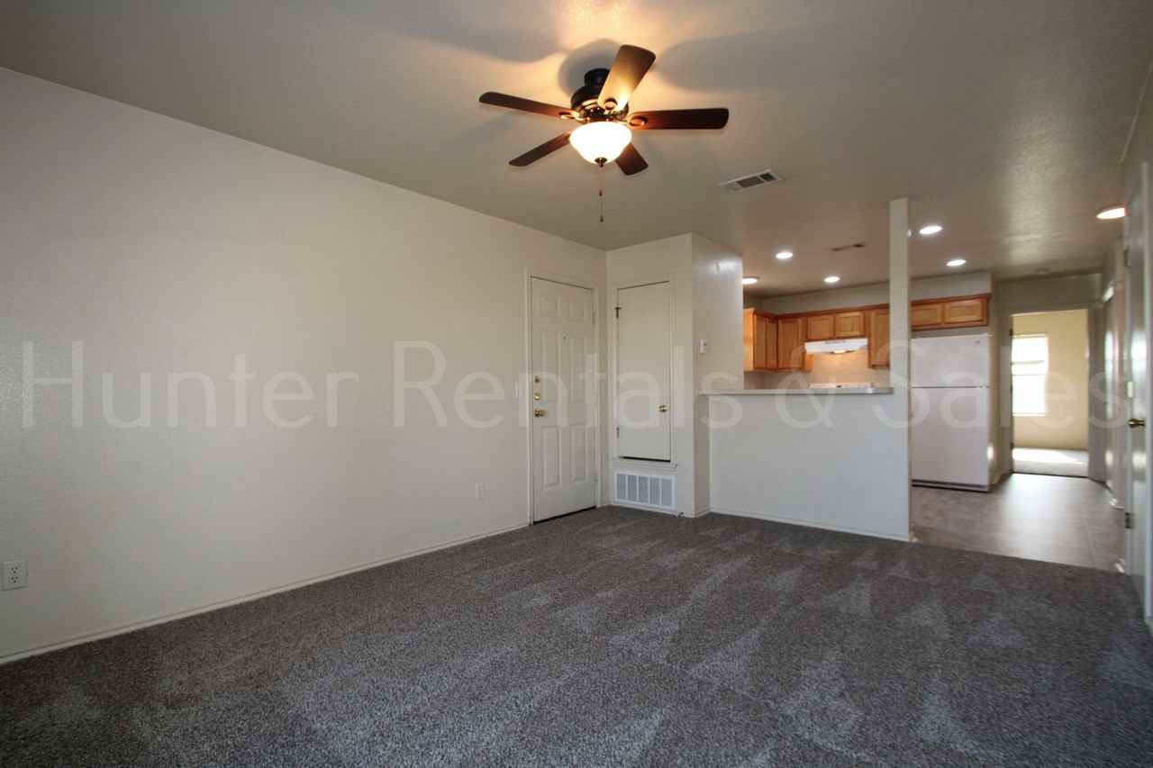 4204 Jeff Scott Dr Apt A - Photo 5 of 20