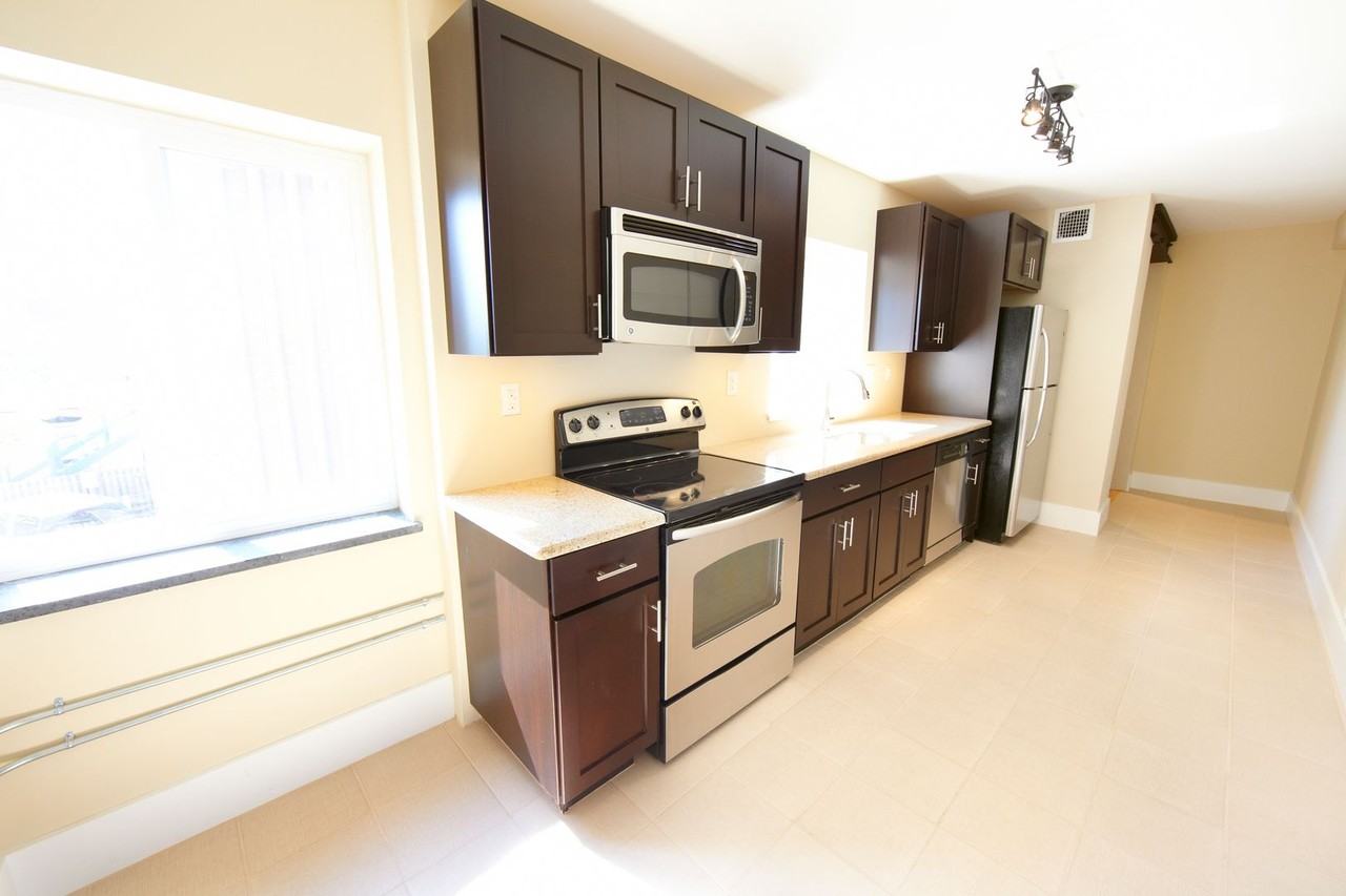 101 Main St #201 - Photo 3 of 22