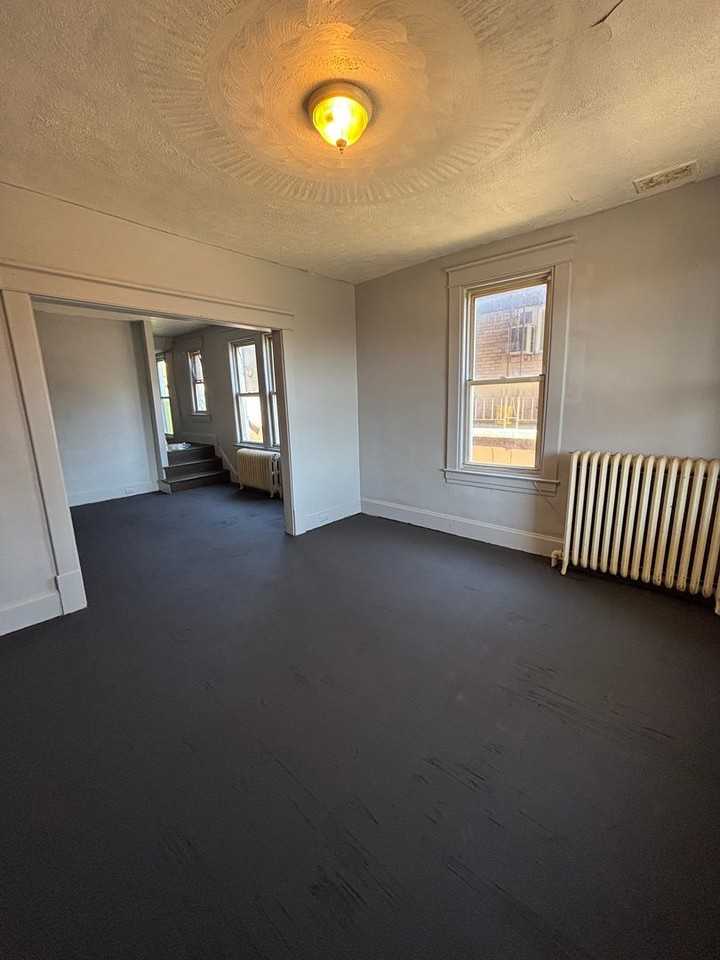 521 Dorothy Ave - Photo 5 of 15