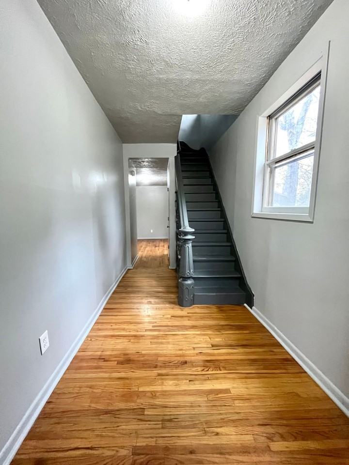 4113 Lafayette Ave - Photo 2 of 16