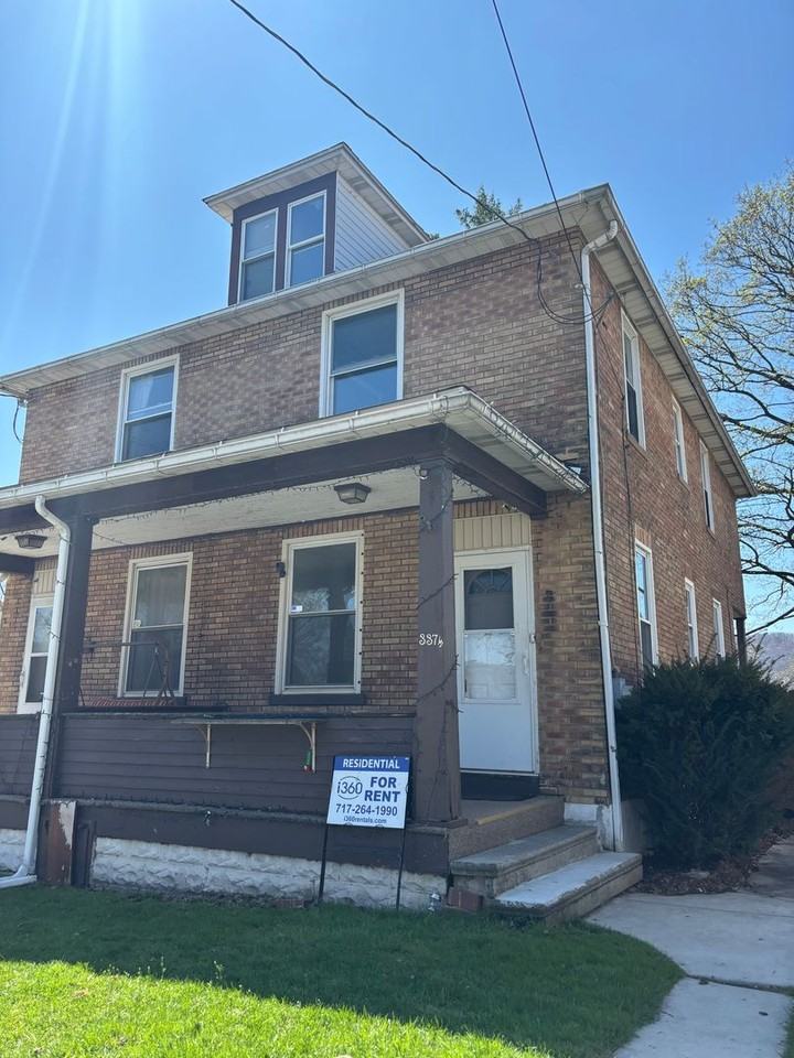 Decker Ave - Photo 2 of 22