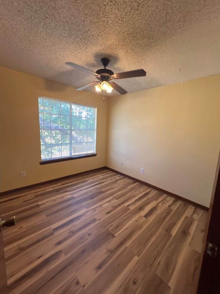 3801 Kirkman Street #3 - Photo 6 of 9