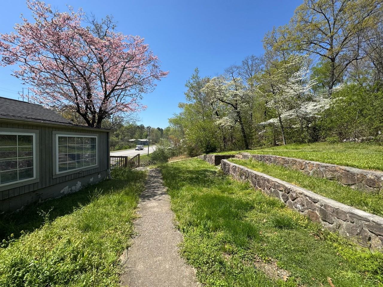 8817 Apison Pike - Photo 4 of 16