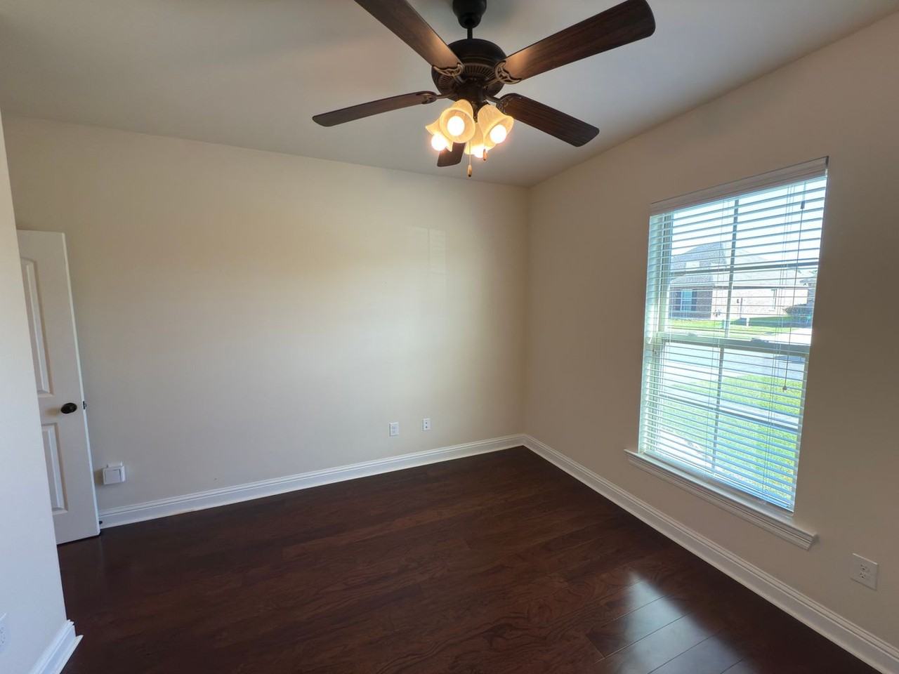 1337 Cedar Trail Ave - Photo 4 of 27