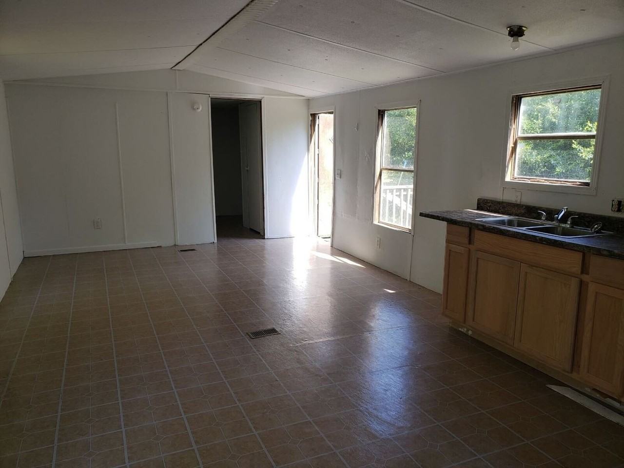 353 Old Charleston Rd - Photo 2 of 7