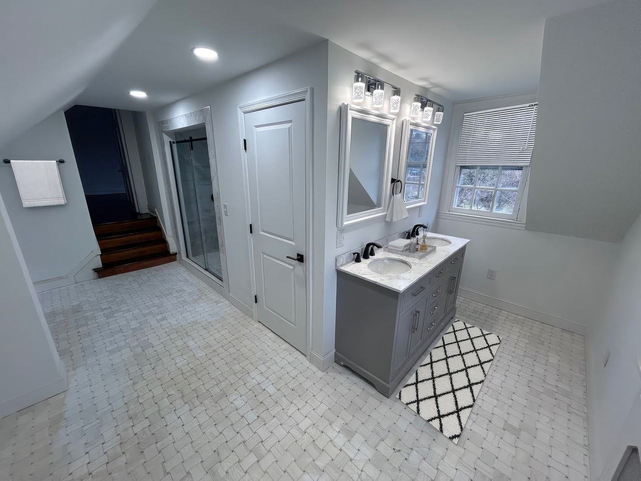 571 N Newtown Street Rd - Photo 6 of 7