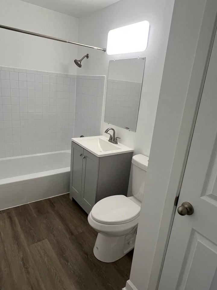 555 Heritage Dr #213 - Photo 3 of 15