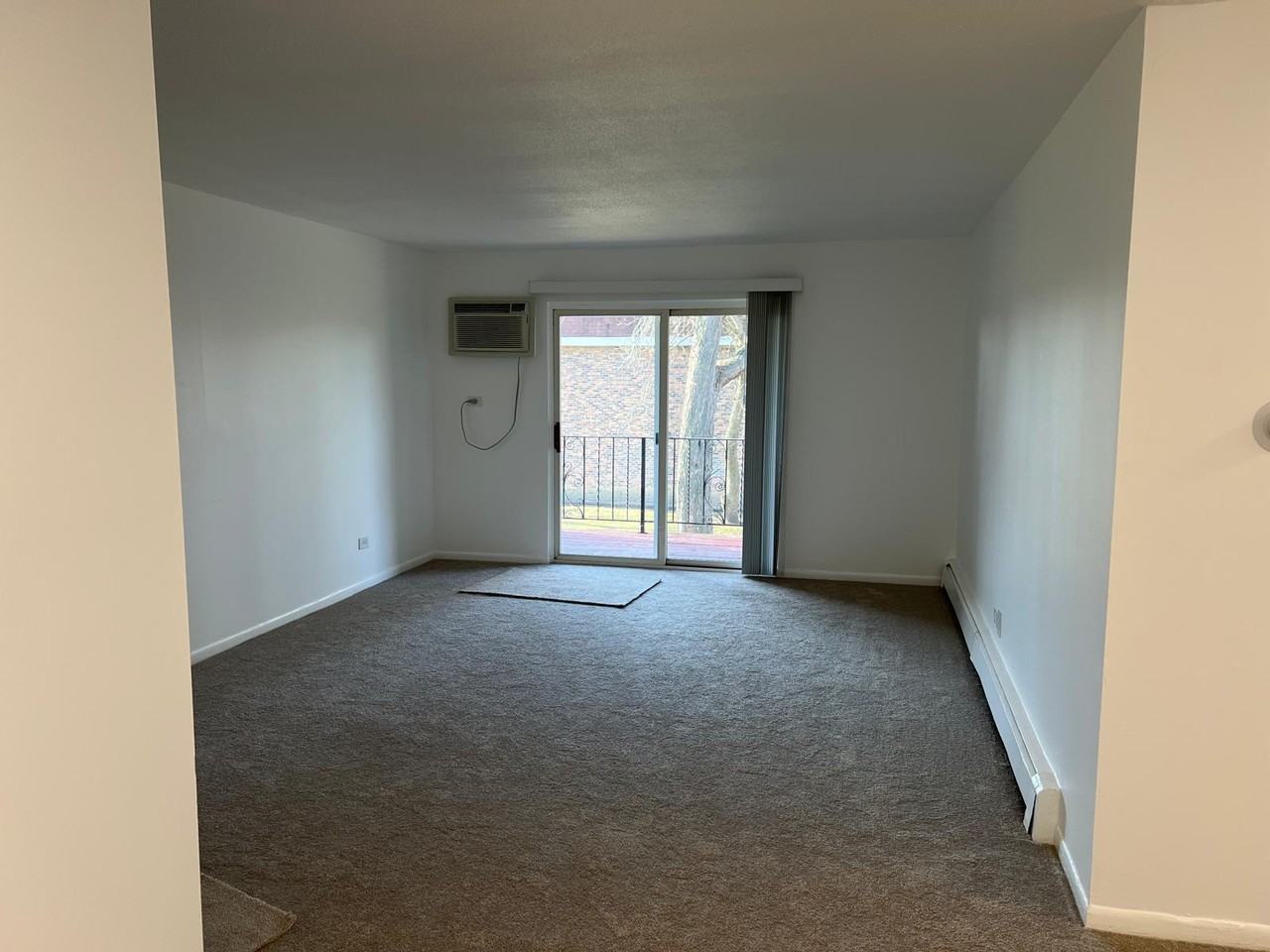 555 Heritage Dr #213 - Photo 5 of 15