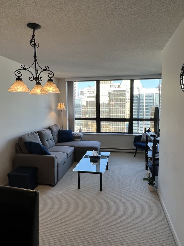 938 Smithe Street - Photo 2