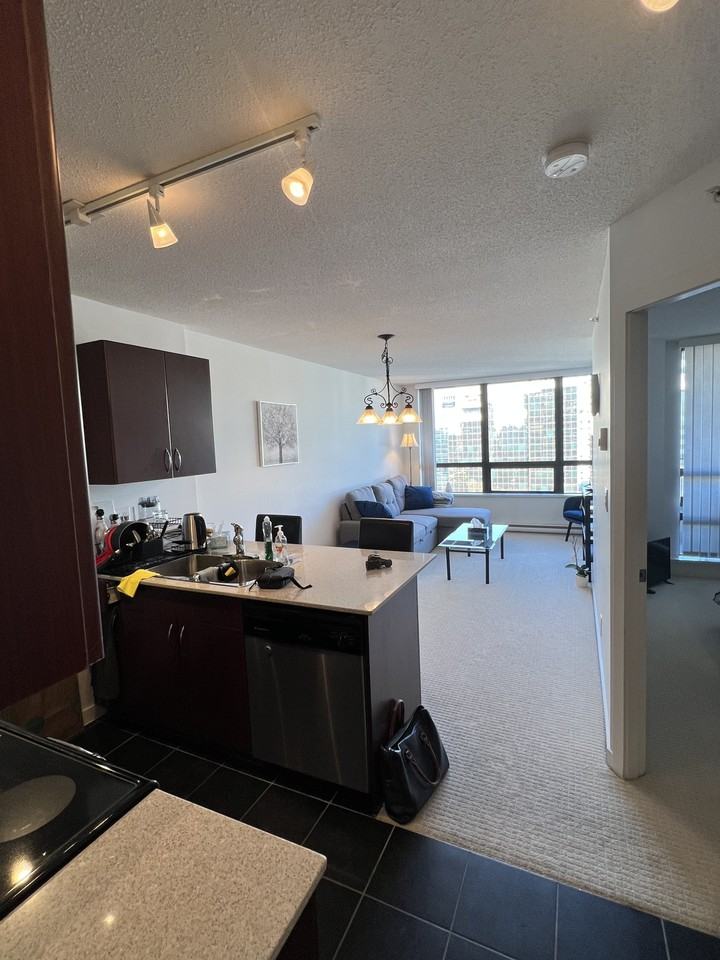 938 Smithe Street - Photo 3
