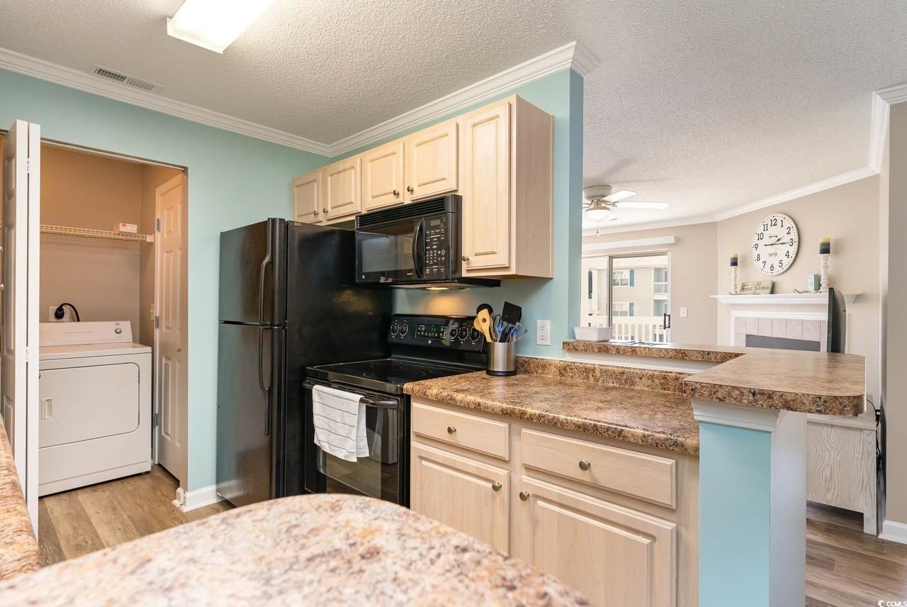 3756 Citation Way - Photo 4 of 23