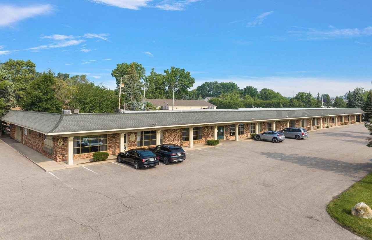 58531 Van Dyke Rd - Photo 4 of 8