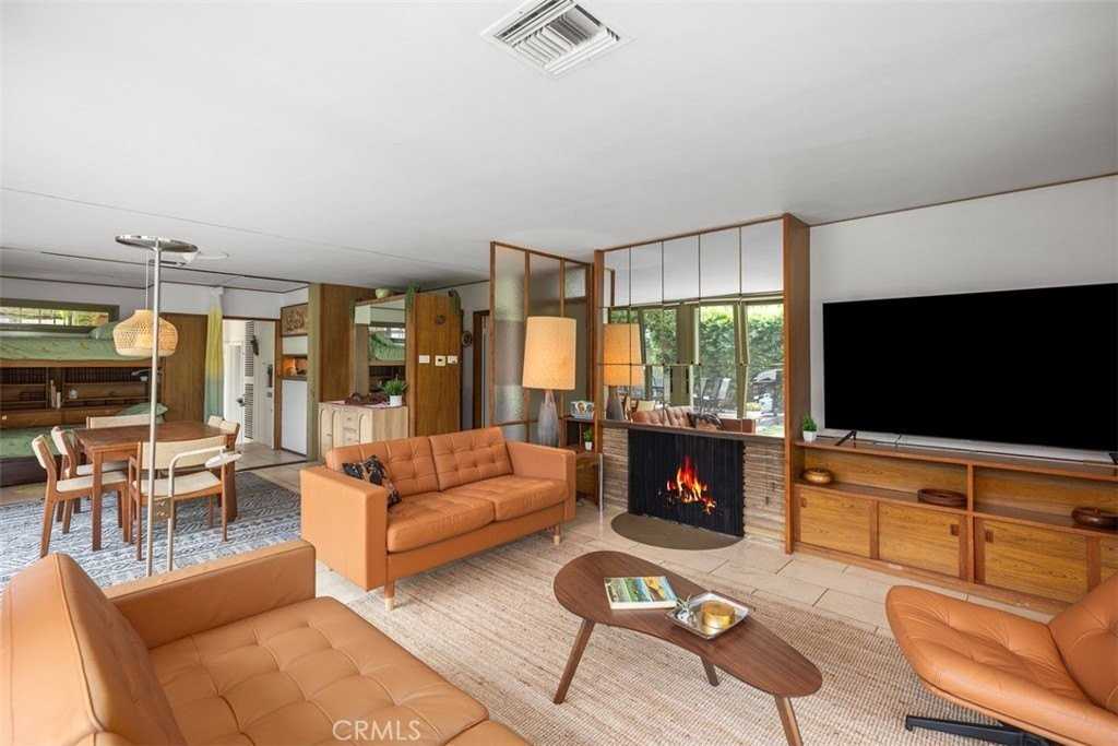 146 Chiquita St - Photo 5 of 37