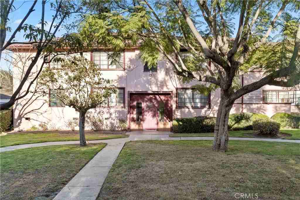 4051 Abourne Rd #D - Photo 2 of 15