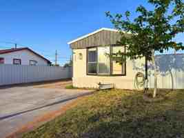 featured image of 305 Wabash Ave