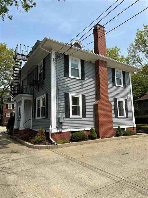 542 Angell St ##A1 - Photo 2 of 27