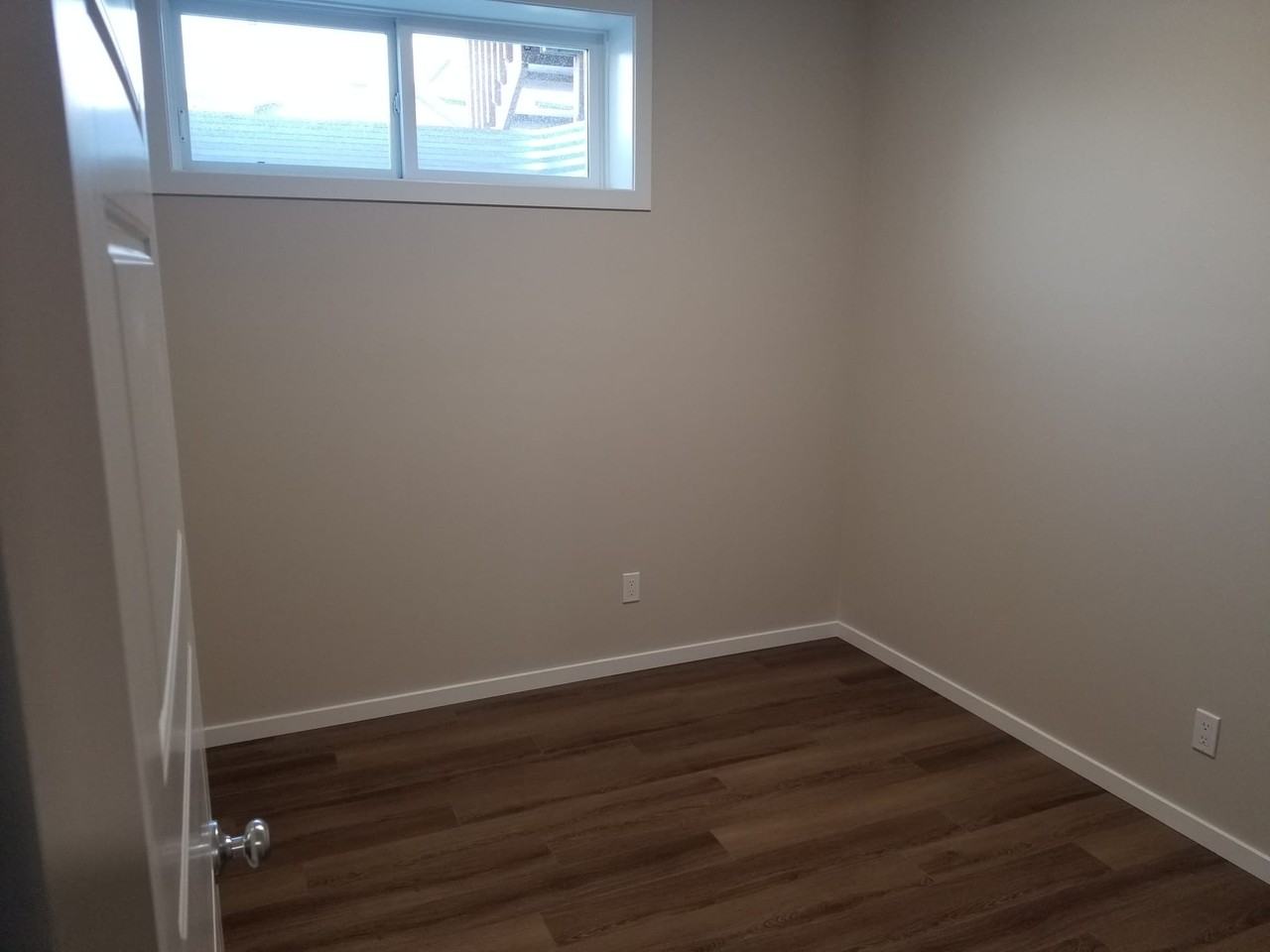 17812 73 Street Northwest - Photo 5 of 6