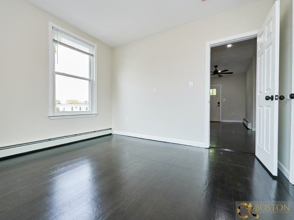 10 Percival St - Photo 7 of 21