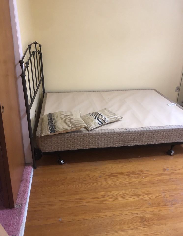 Bayview Ave & McKee Ave - Photo 3 of 12