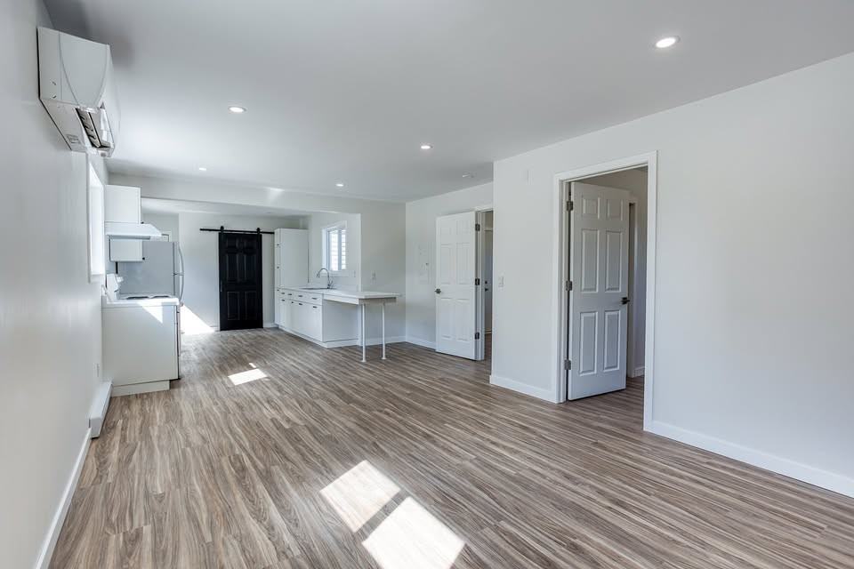 51 Toronto Street South #5 - Photo 3 of 14