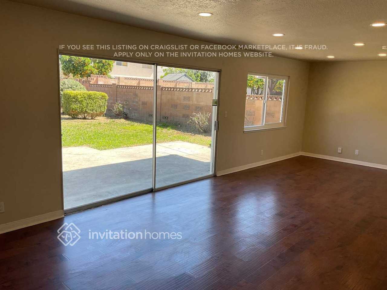 2051 Kasten St - Photo 5 of 17