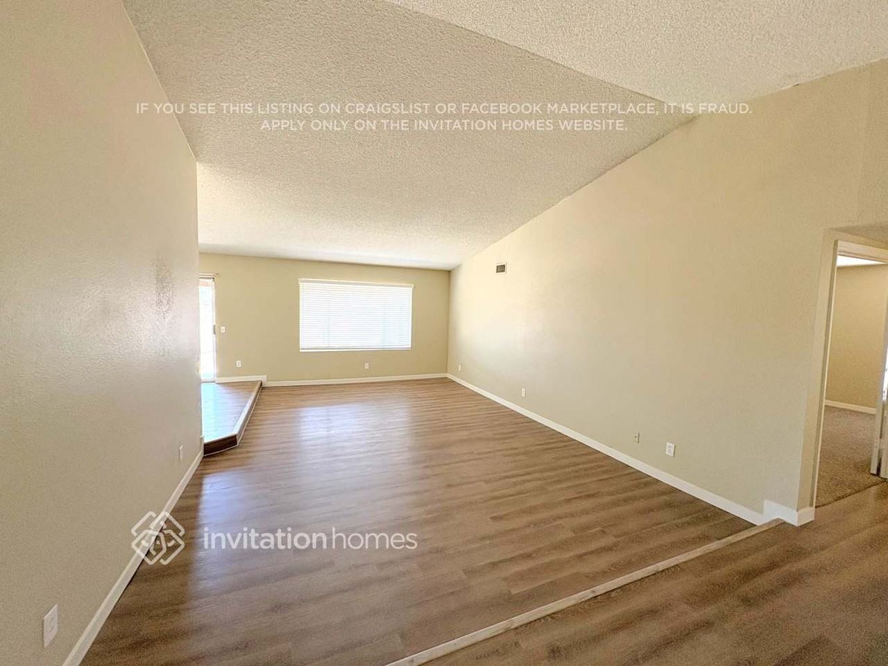 4205 N 101st Ave - Photo 3 of 14