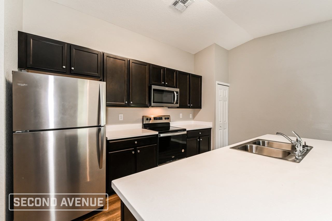 1266 Timberhill St - Photo 5 of 27