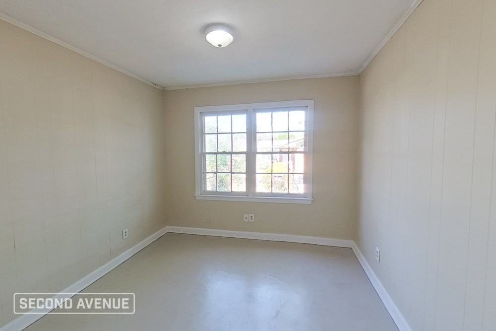 1934 Wayne Ln - Photo 5 of 19