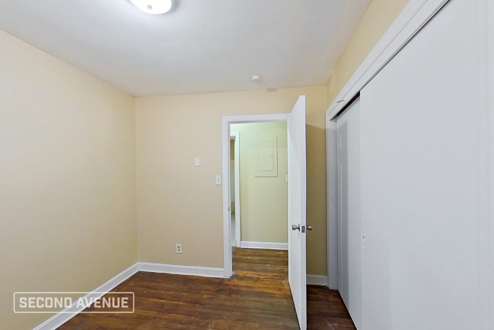 1934 Wayne Ln - Photo 6 of 19