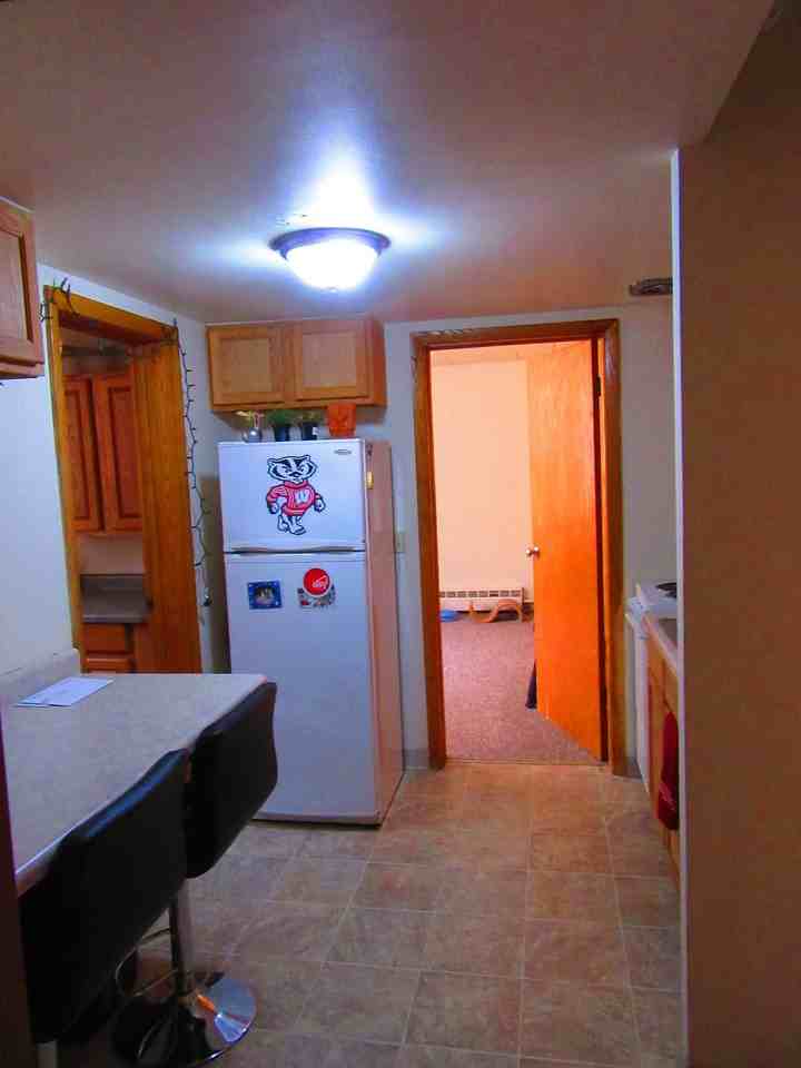 1309 Spring St - Photo 6 of 10