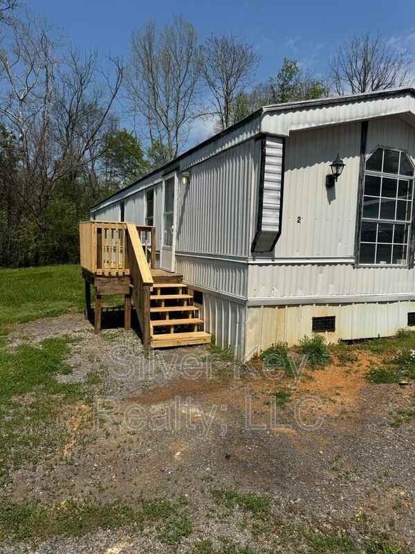 1019 S Jackson St #02 - Photo 2 of 13