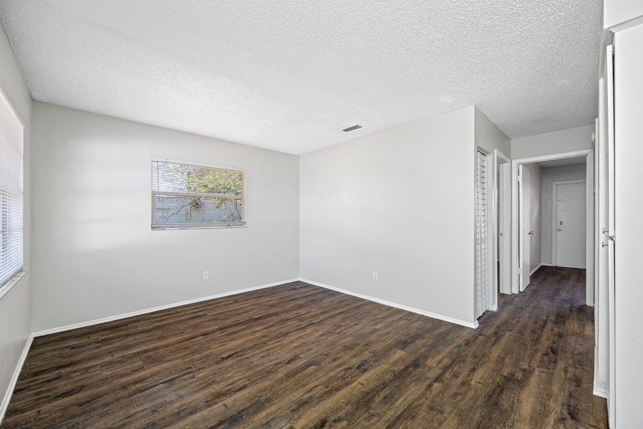 4520 76th Ave N - Photo 4 of 20