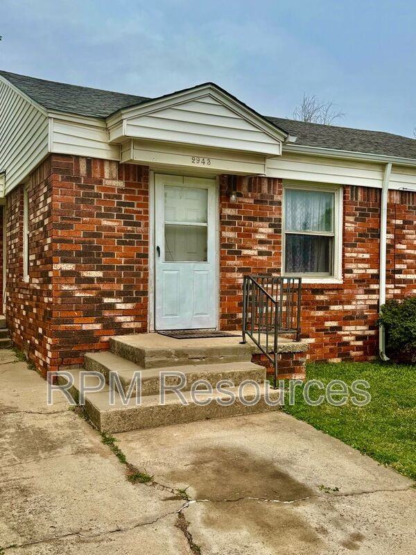 2943 Pioneer St #2943 - Photo 3 of 12