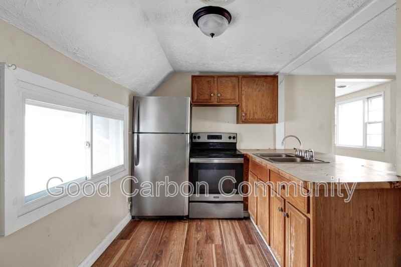 343 Bryant St #2 - Photo 2 of 9