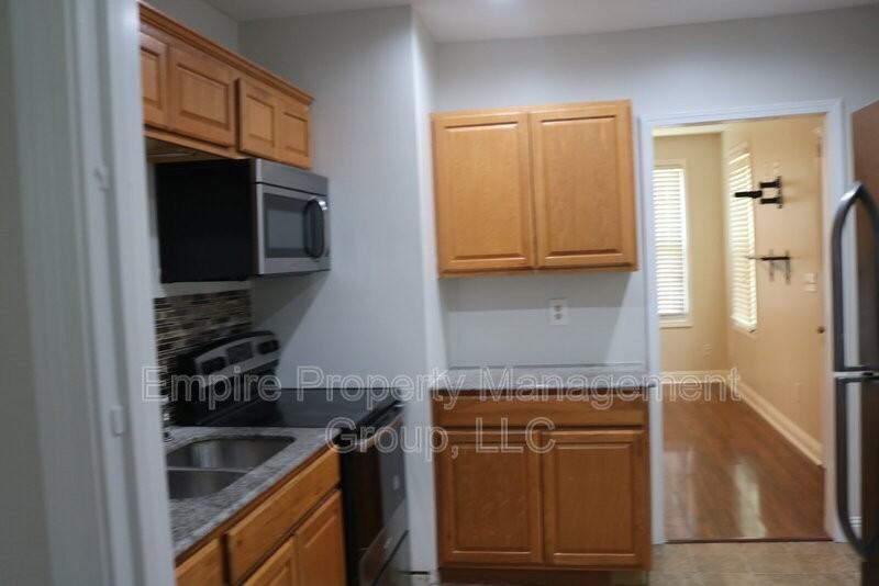 2728 Kingswood Dr - Photo 4 of 24
